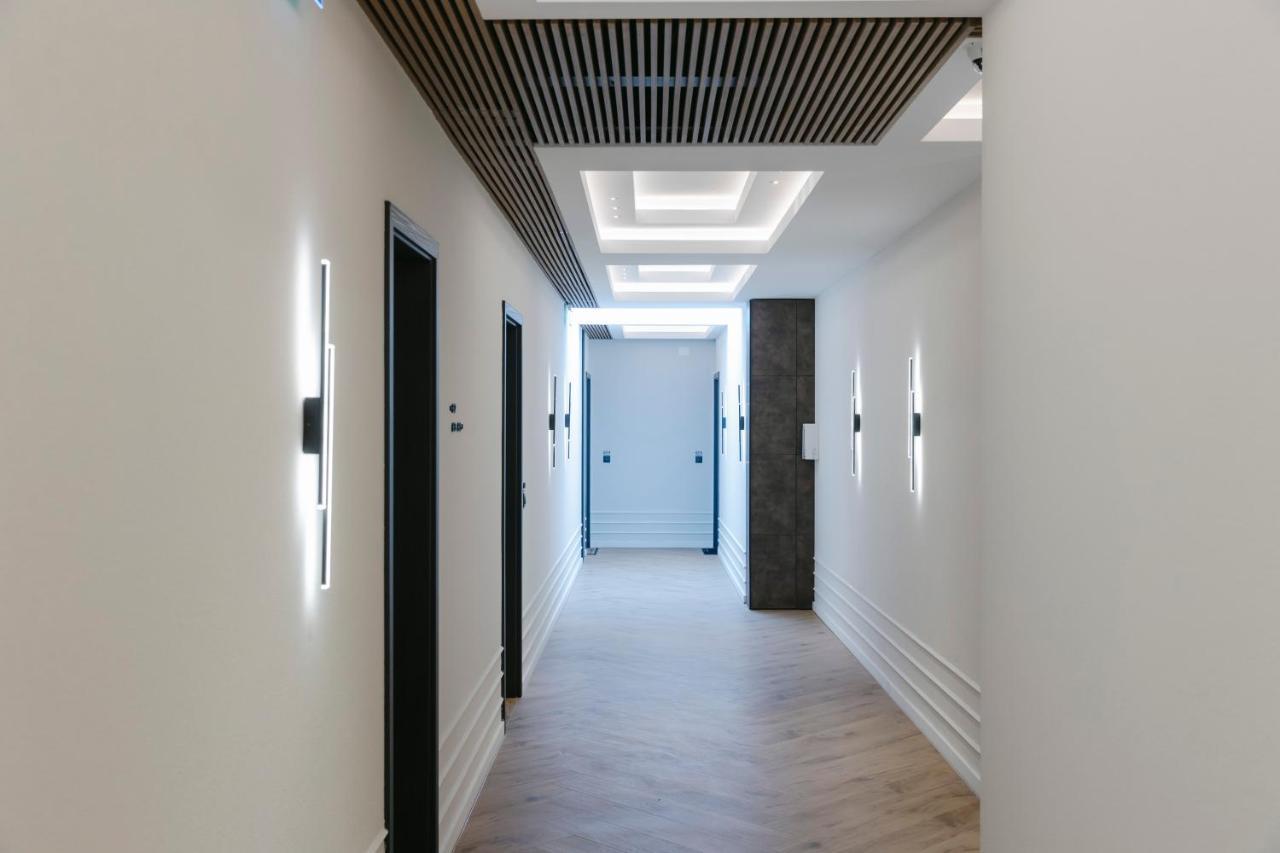 The Forest - Luxe Central Apt With Free Secured Parking Brašov Exteriér fotografie